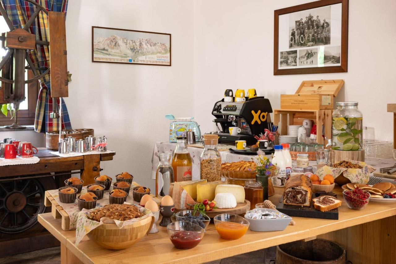 クールマイユール Le Reve Bed & Breakfast エクステリア 写真