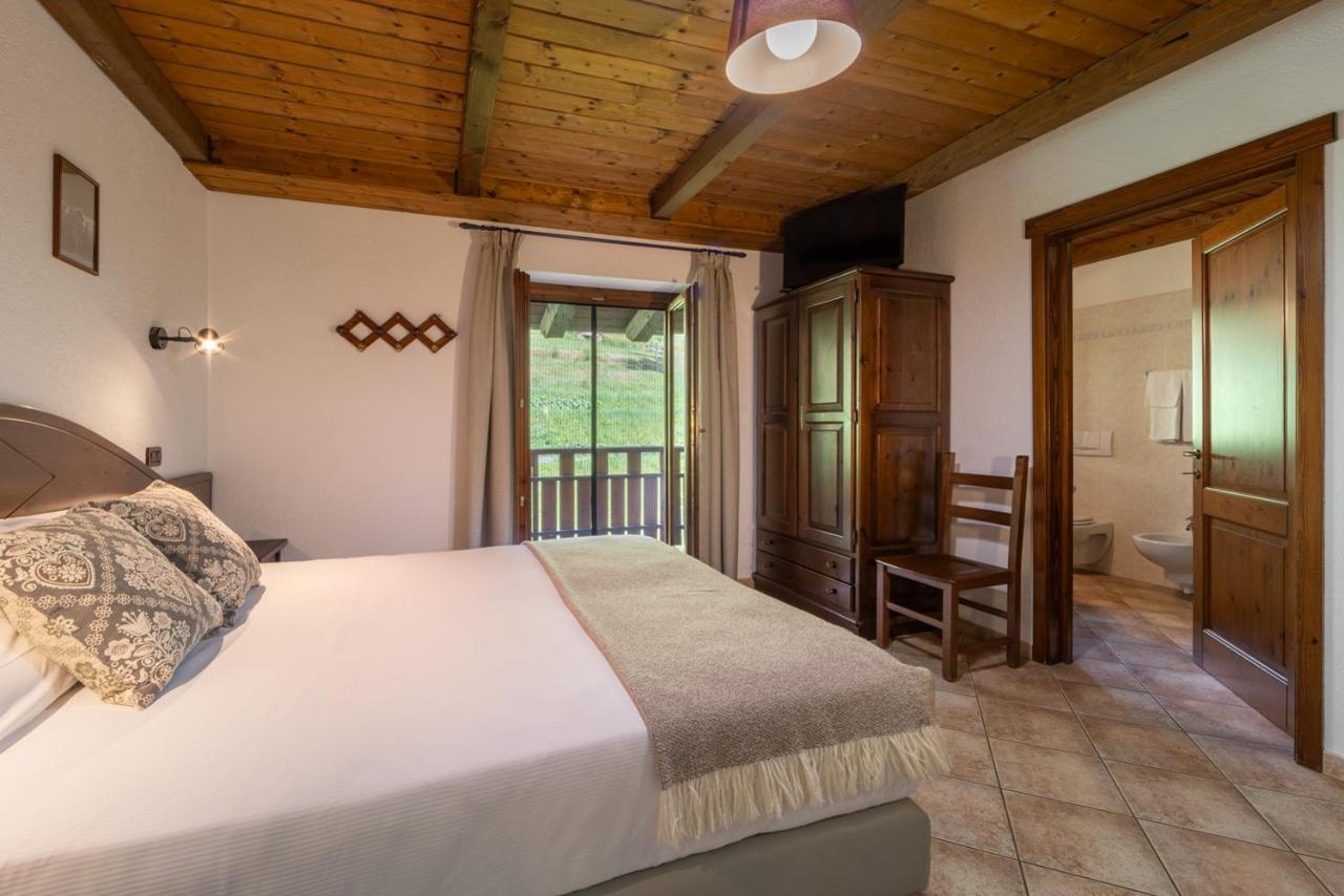 クールマイユール Le Reve Bed & Breakfast エクステリア 写真