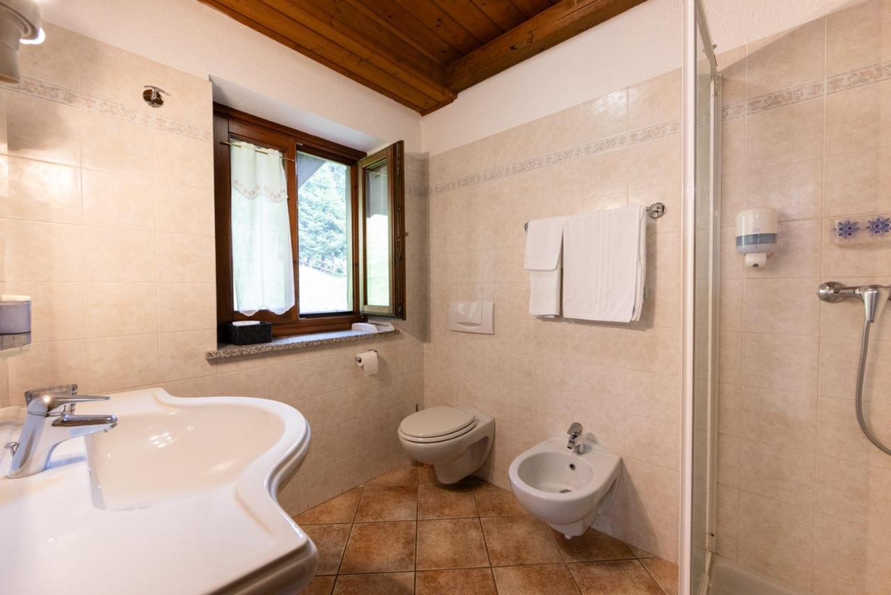 クールマイユール Le Reve Bed & Breakfast エクステリア 写真